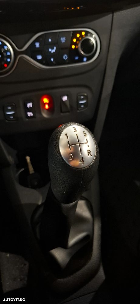 Dacia Logan 0.9 TCe SL Prestige PLUS - 11
