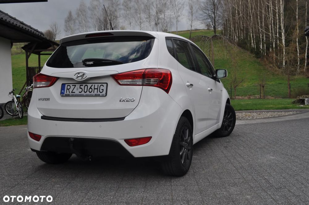 Hyundai ix20 1.4 blue Comfort - 10