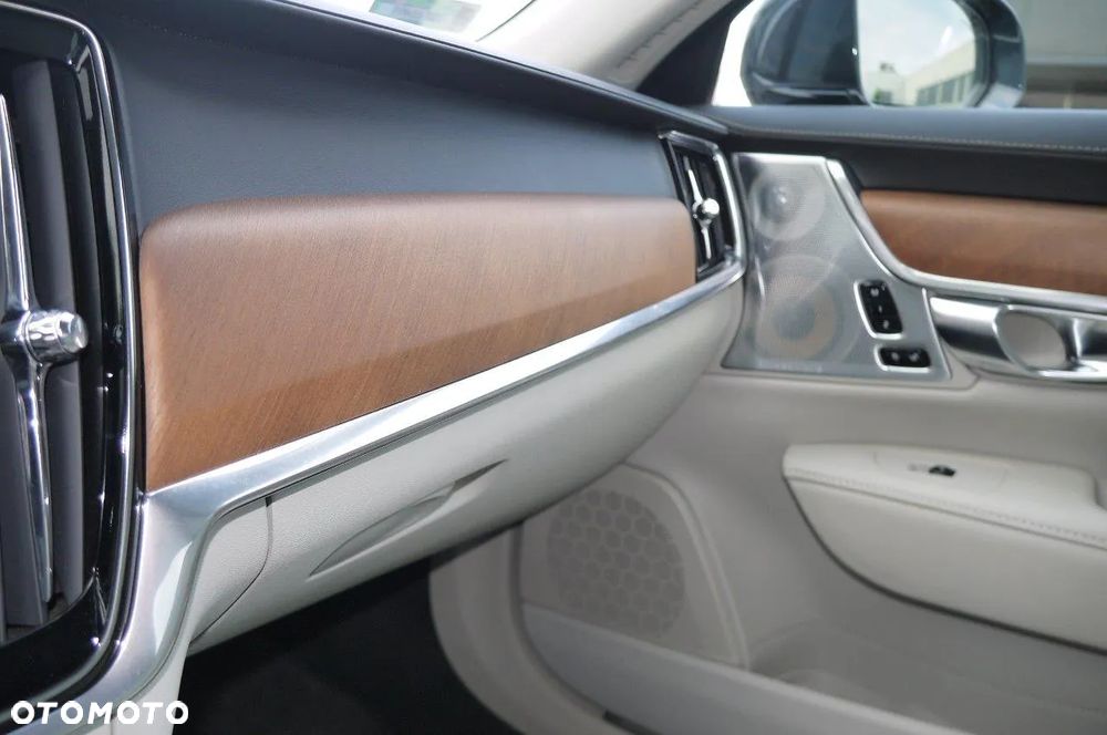 Volvo S90 D5 AWD Inscription - 29