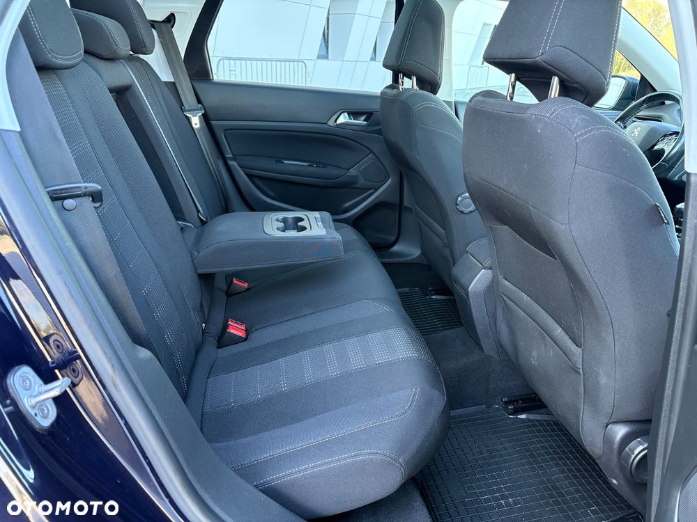 Peugeot 308 1.6 BlueHDi Business Line S&S - 29