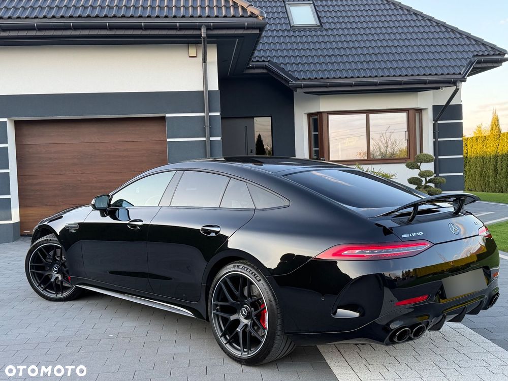 Mercedes-Benz AMG GT 43 4-Matic+ Special Edition Red - 23