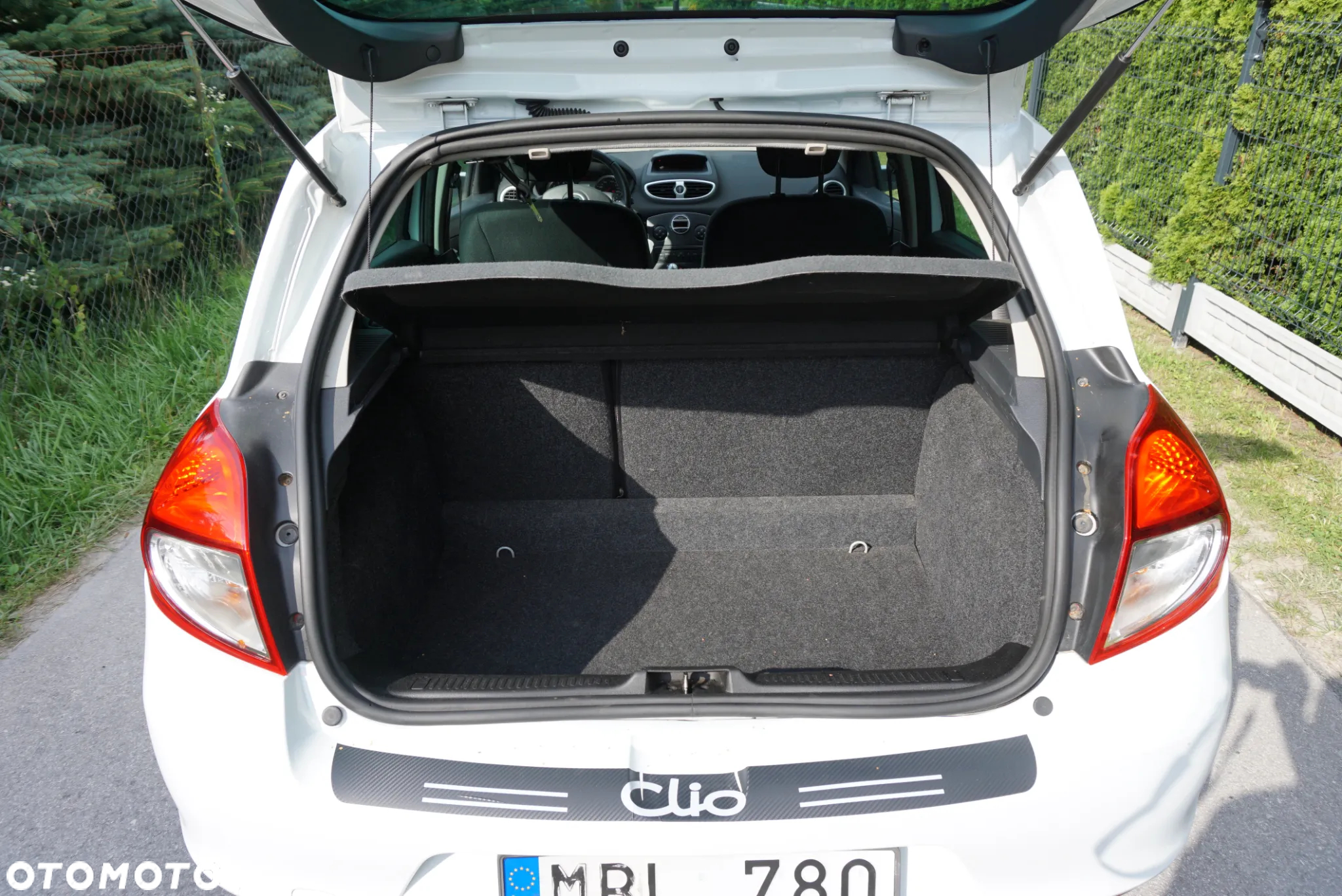 Renault Clio 1.2 16V 75 Expression - 21