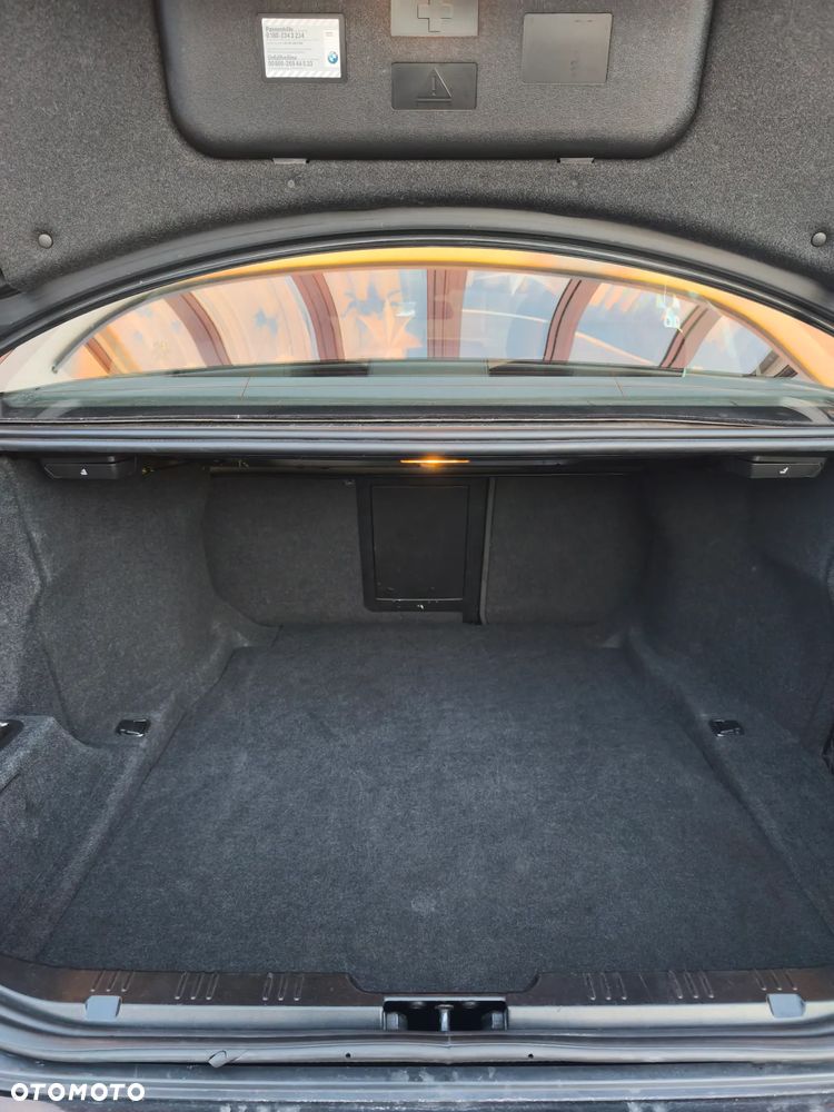 BMW Seria 5 530xi - 14