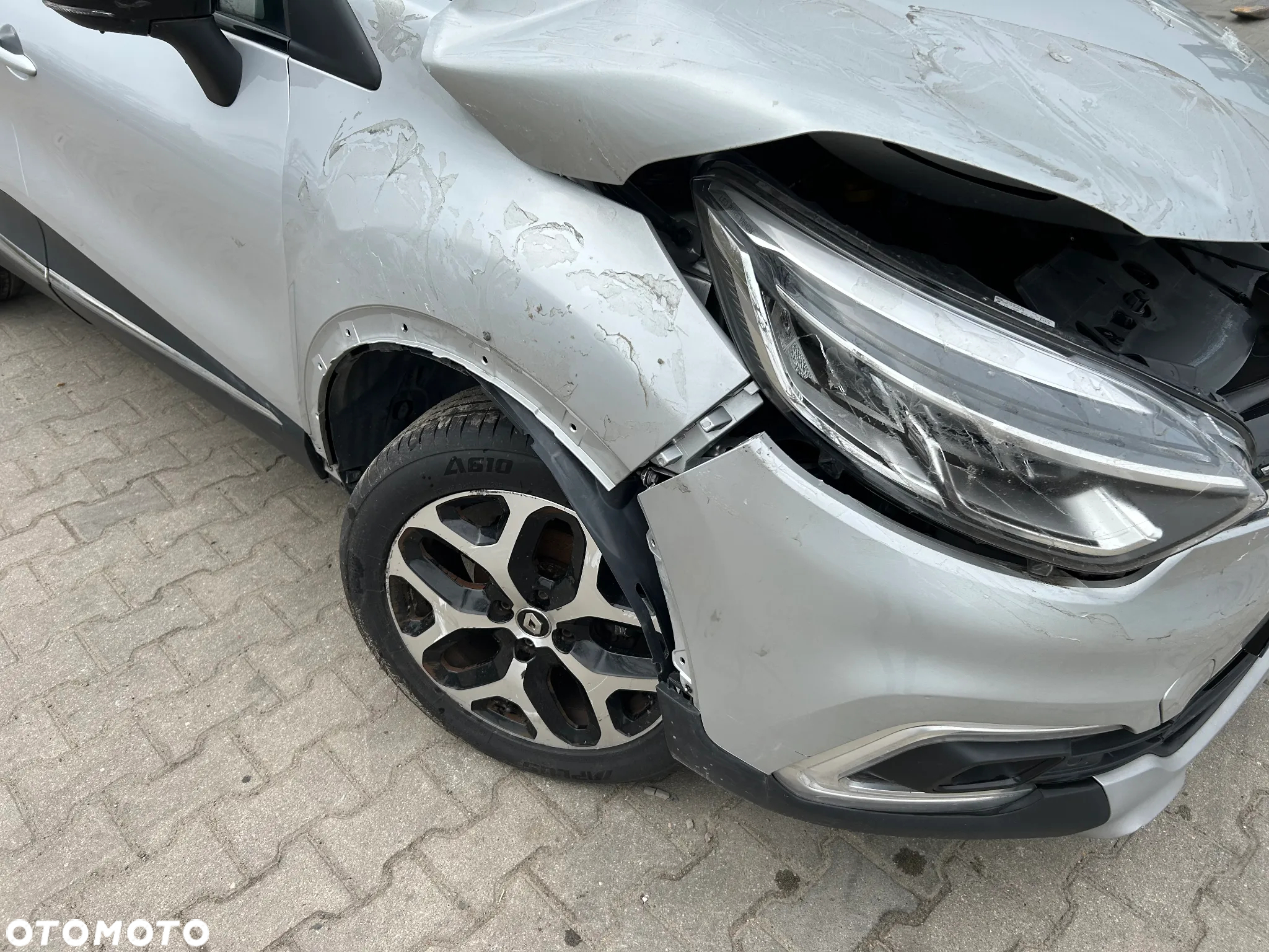 Renault Captur - 21