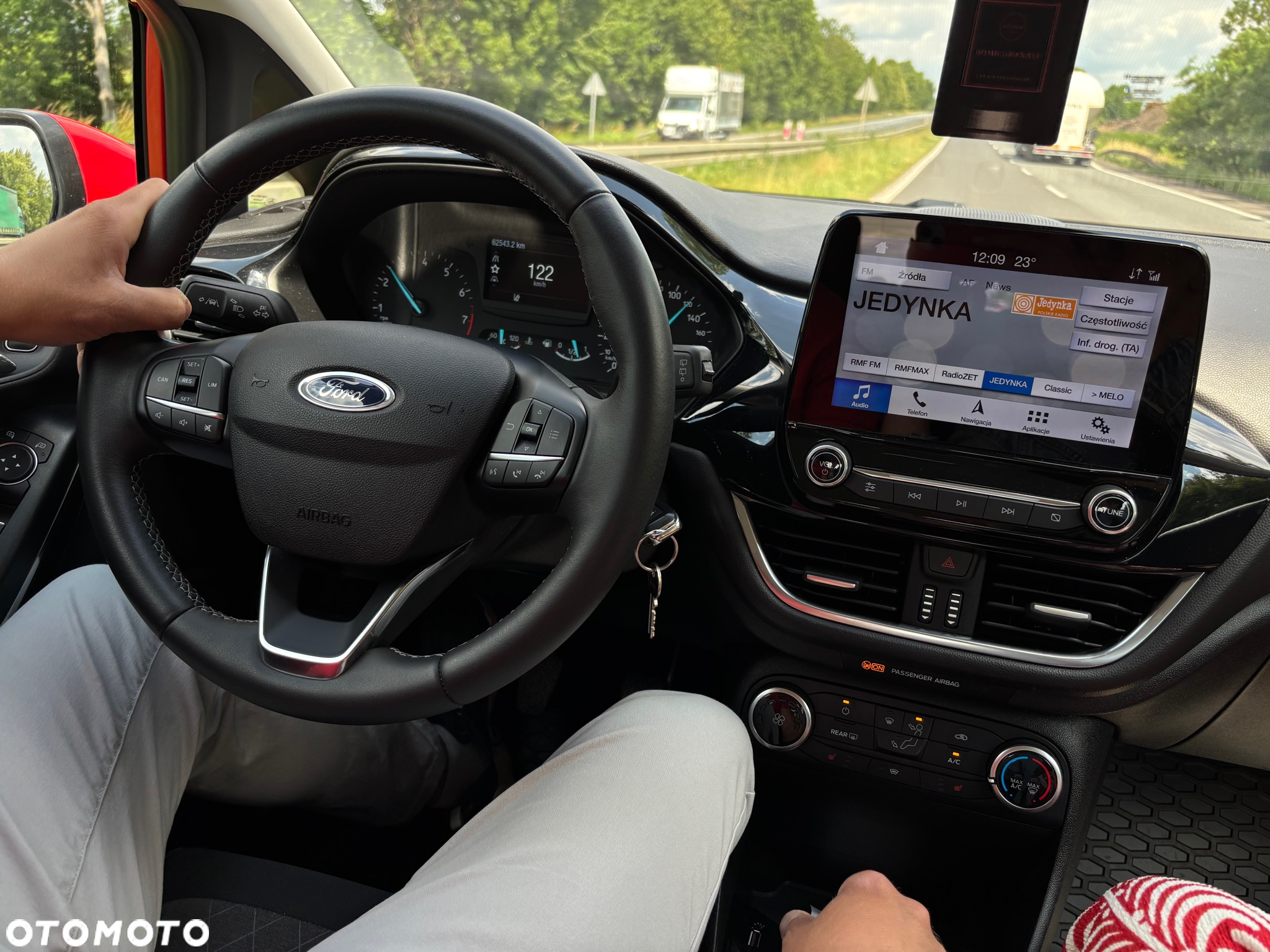Ford Fiesta - 12