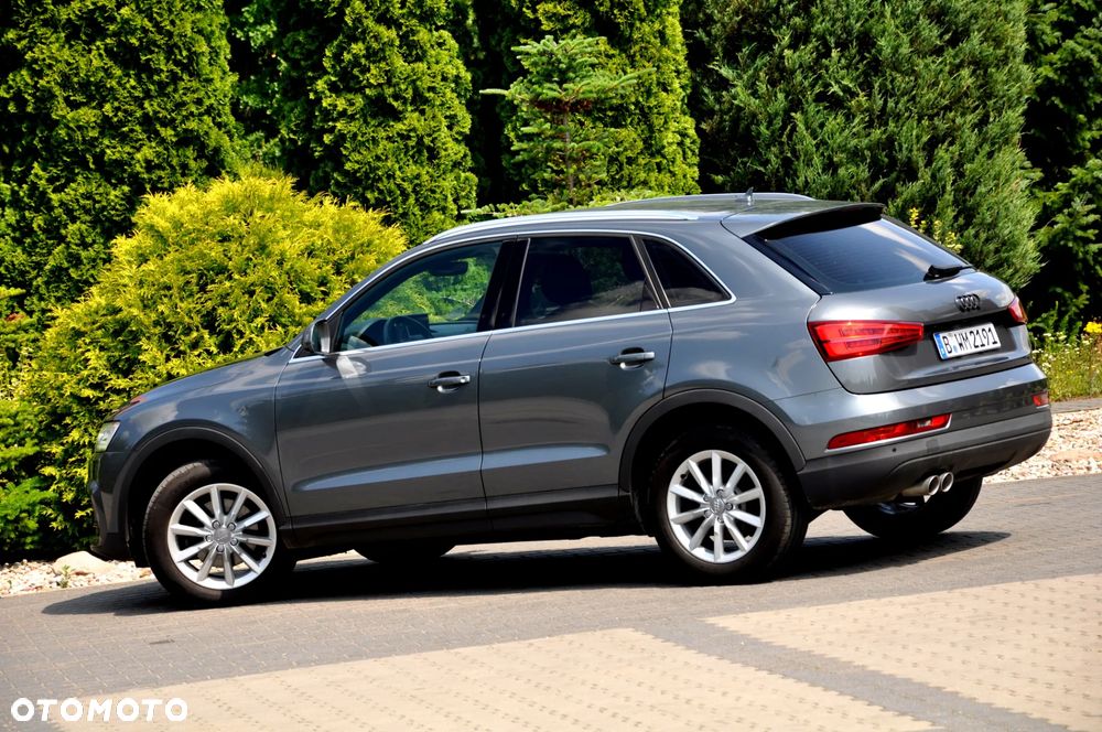 Audi Q3 2.0 TDI Design - 16