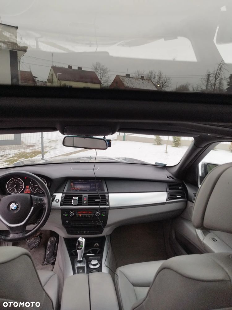 BMW X5 - 25