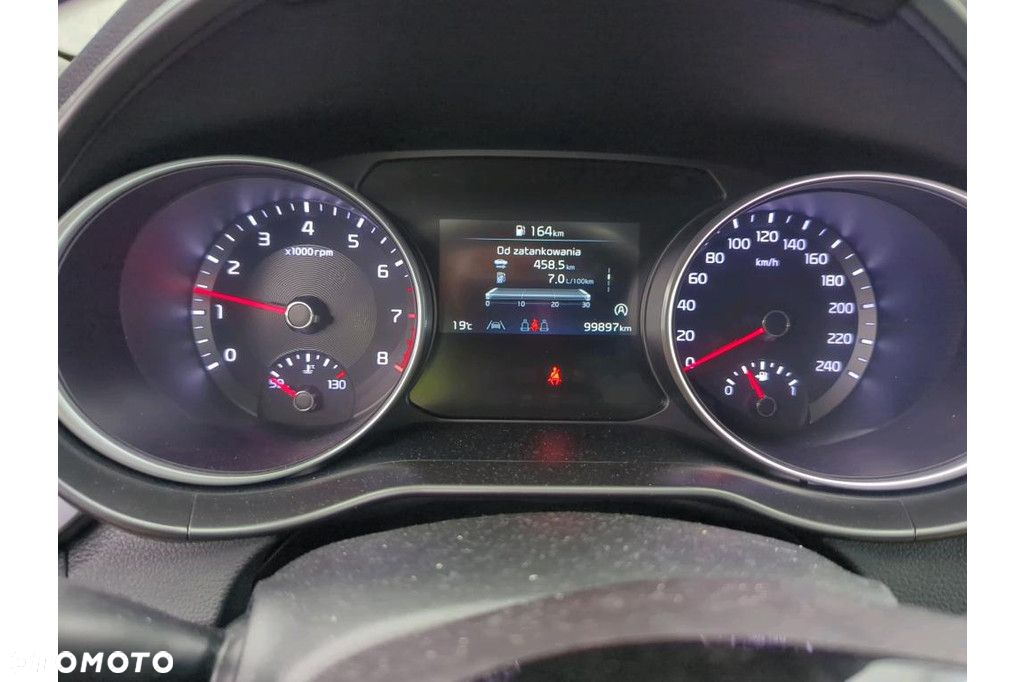 Kia Ceed 1.5 T-GDI M - 6