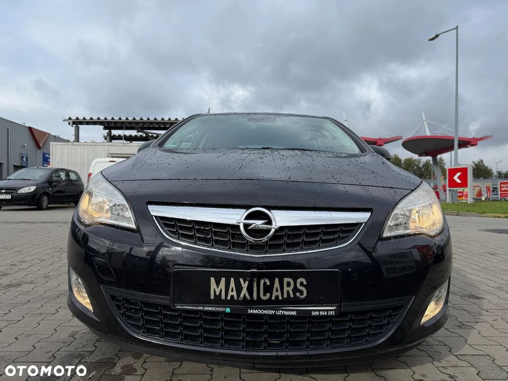 Opel Astra IV 1.4 T Cosmo - 12