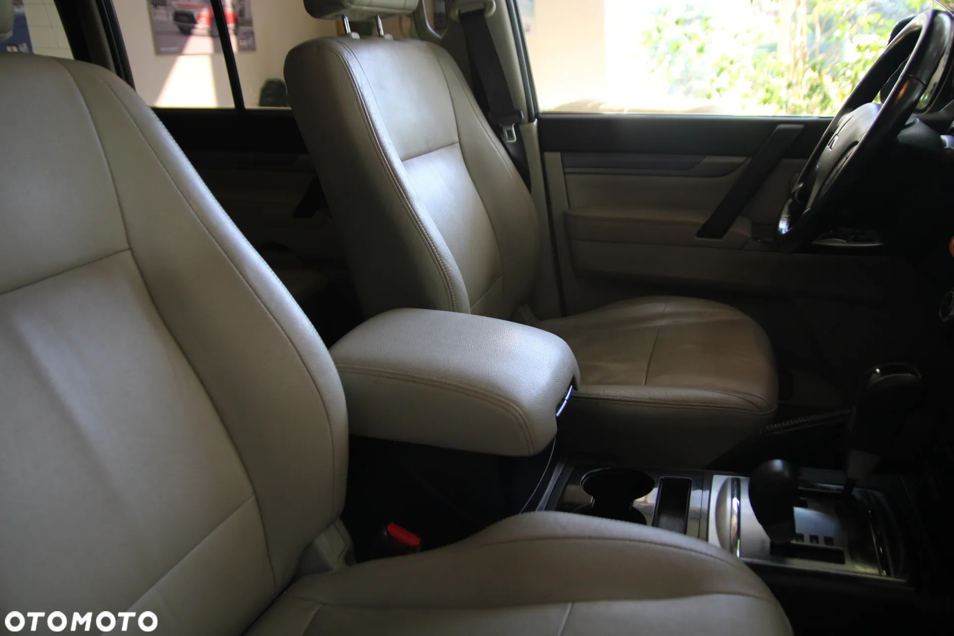 Mitsubishi Pajero 3.2 DID Instyle EU6 - 16