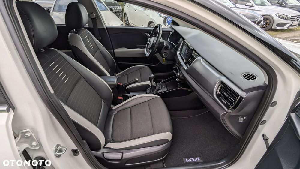 Kia Stonic - 18