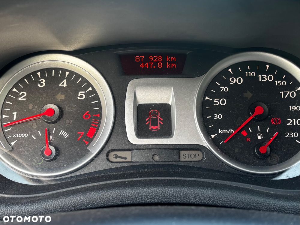 Renault Clio 1.2 16V Authentique Euro5 - 12