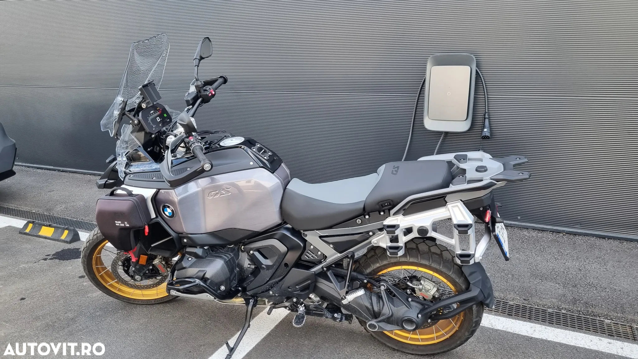 BMW R1300GS Adventure - 14