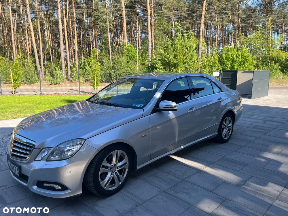 Mercedes-Benz Klasa E 200 CDI DPF BlueEFFICIENCY Automatik Avantgarde - 2