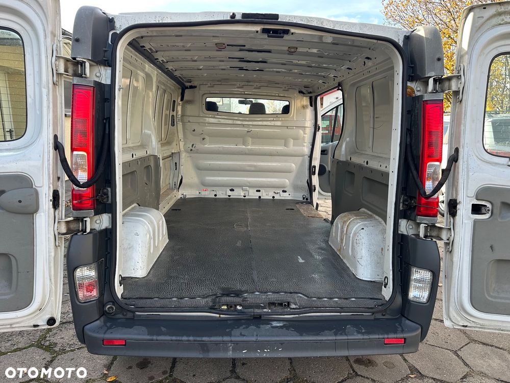 Renault Trafic - 10