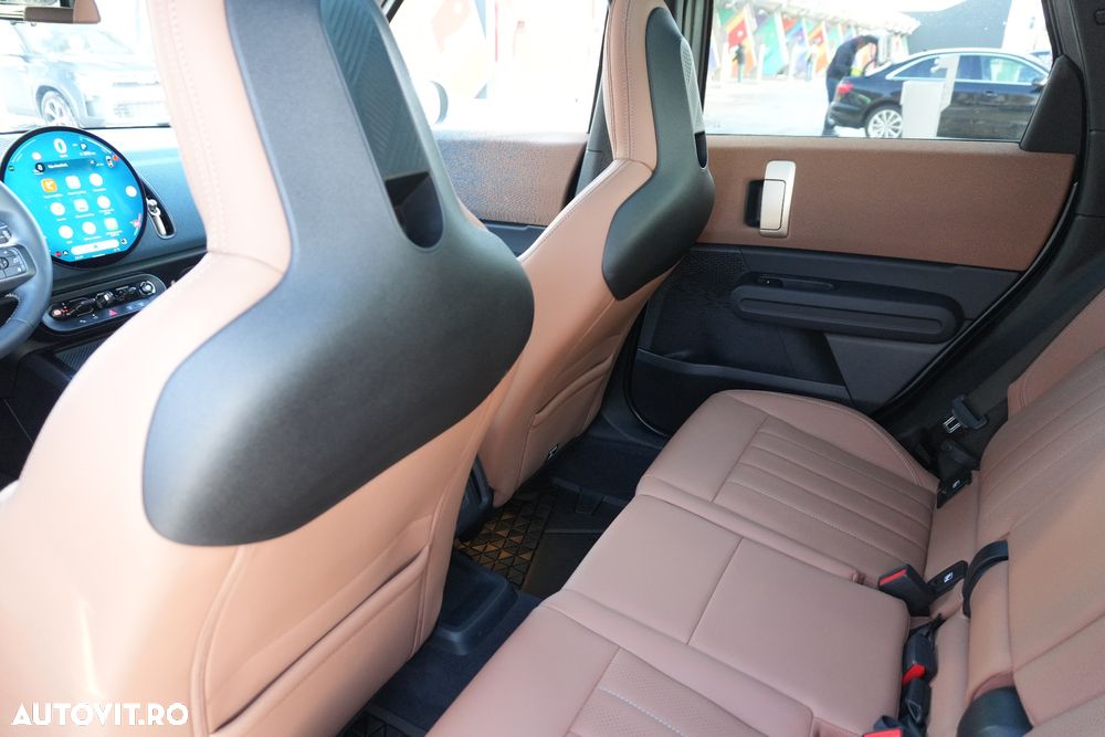 Mini Countryman C Favoured Trim - 25