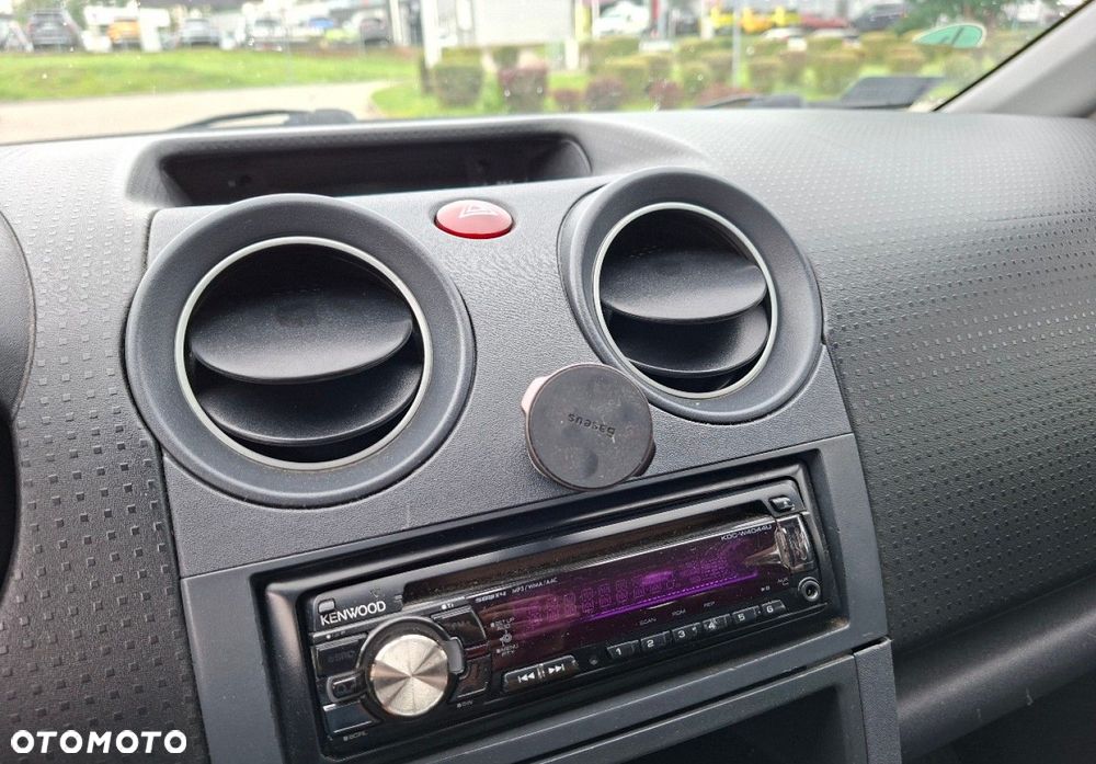 Mitsubishi Colt - 24