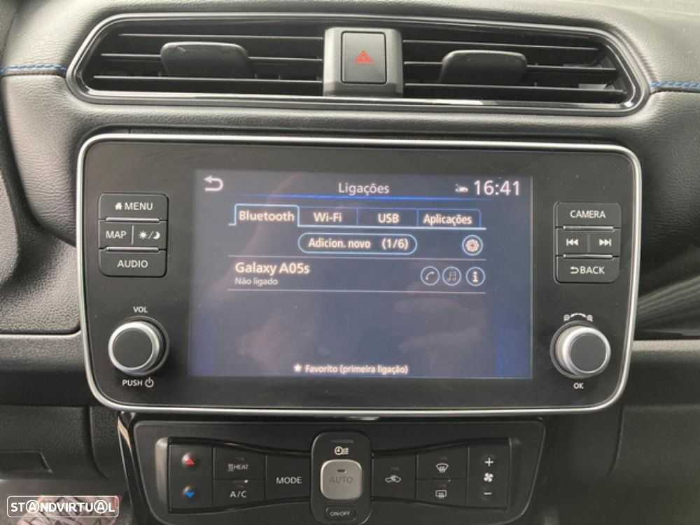 Nissan Leaf N-Connecta - 25