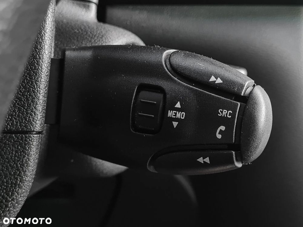 Peugeot 3008 1.6 HDi Style - 31