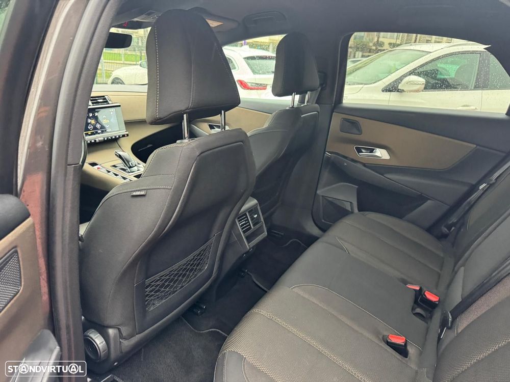 DS DS7 Crossback 1.5 BlueHDi Be Chic EAT8 - 12