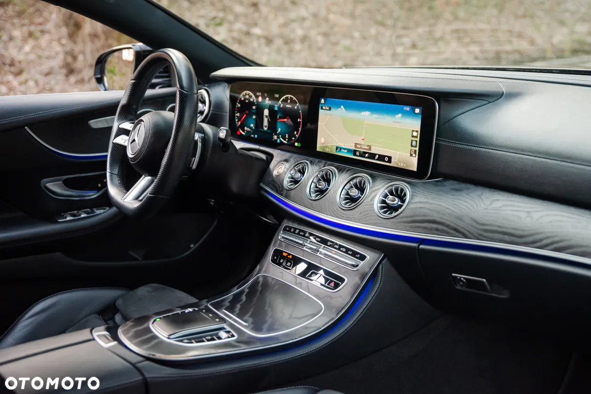 Mercedes-Benz Klasa E 220 d 4Matic Coupe 9G-TRONIC AMG Line - 16