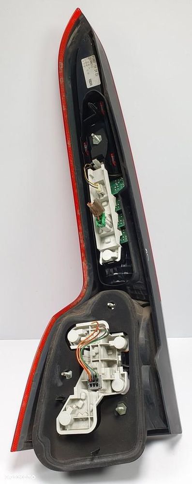 LAMPA PRAWY TYŁ TYLNA VOLVO V50 LIFT 30744542 EUROPA - 5