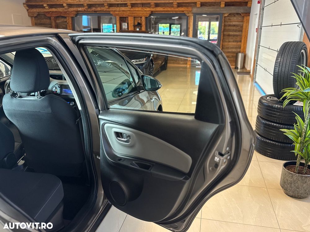 Toyota Yaris 1.5 VVT-i Style - 25