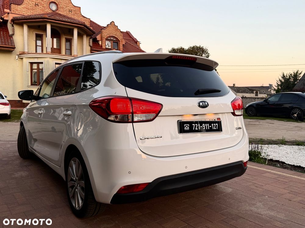 Kia Carens 1.6 GDI ISG Vision - 10