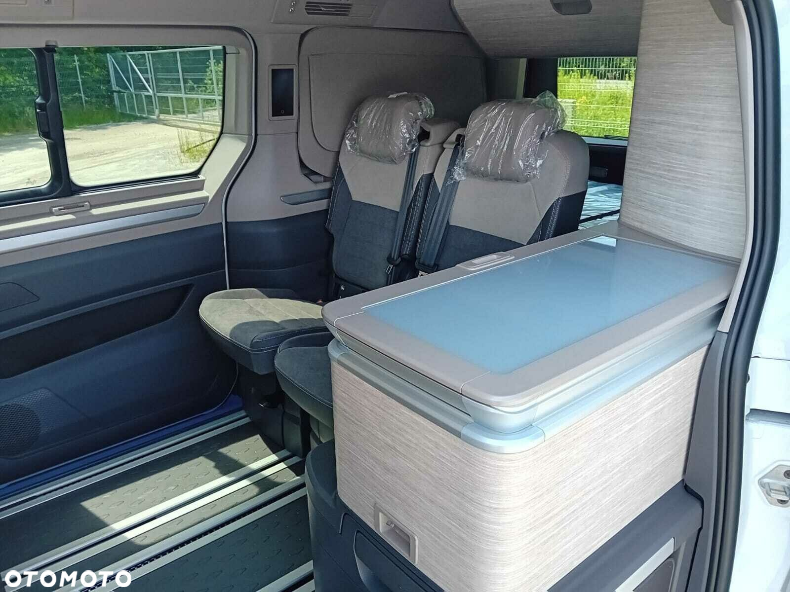 Volkswagen California - 17