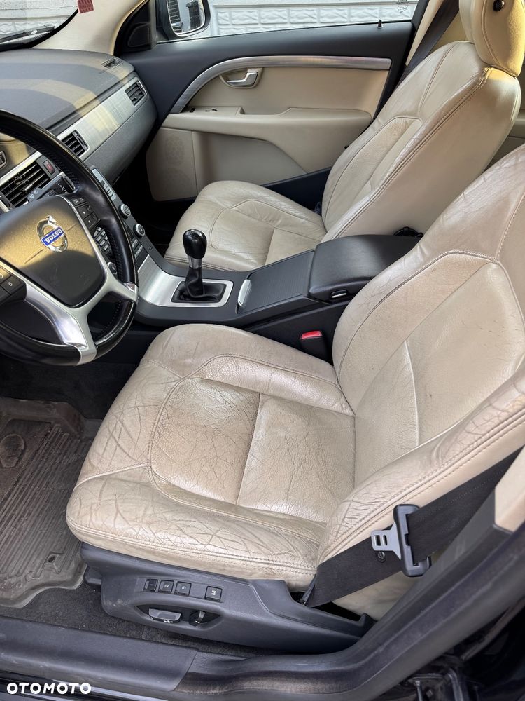 Volvo V70 2.0D Summum - 13