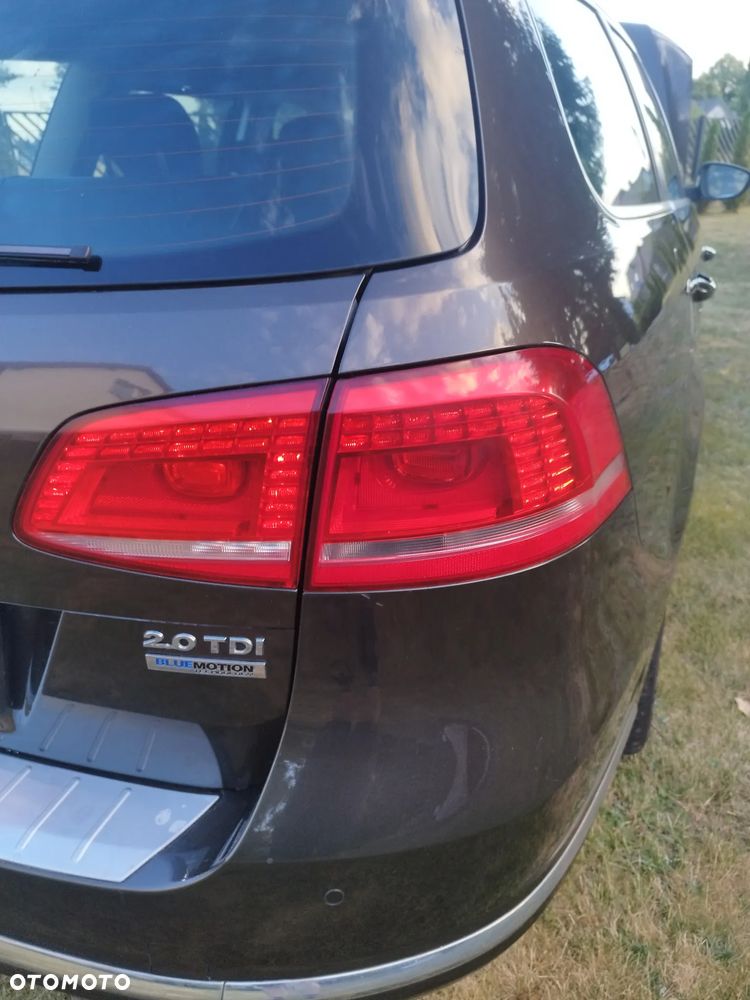 Volkswagen Passat - 14