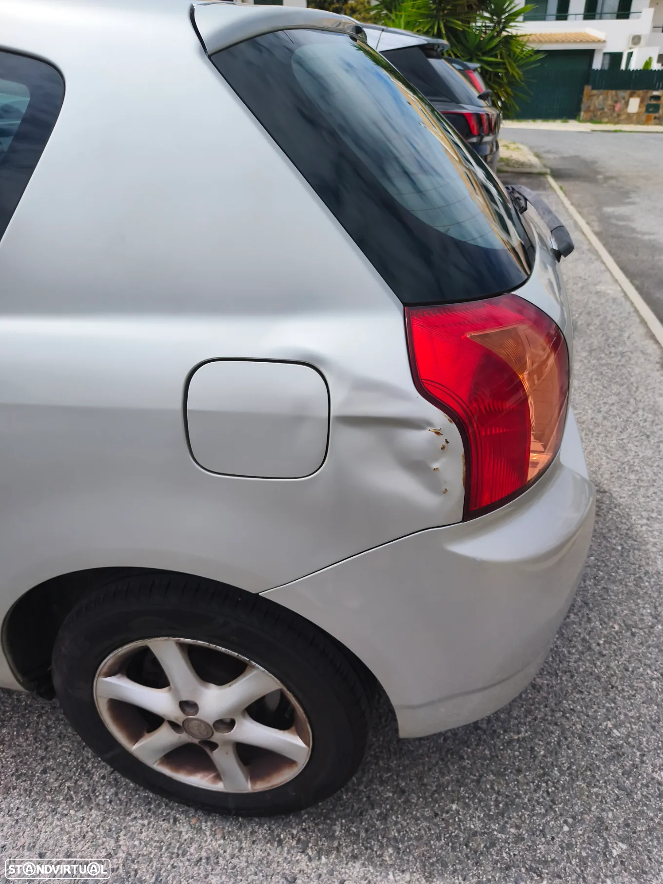 Toyota Corolla 1.4 VVT-i - 10