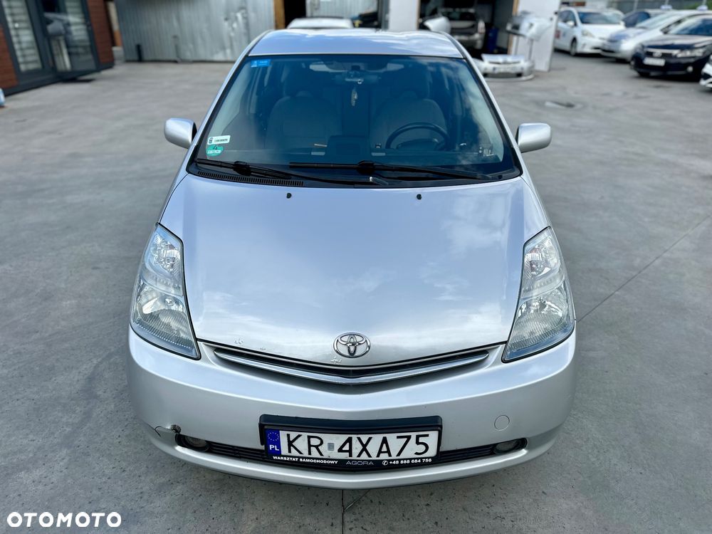 Toyota Prius 1.5 VVT-i Prestige - 8