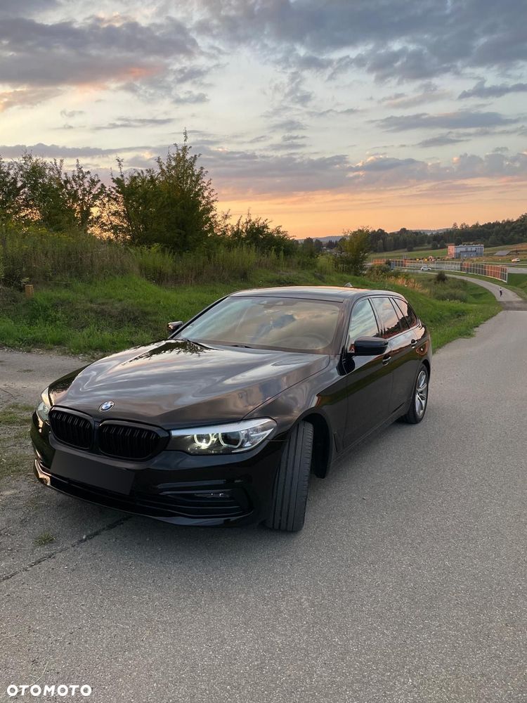 BMW Seria 5 520d xDrive - 3