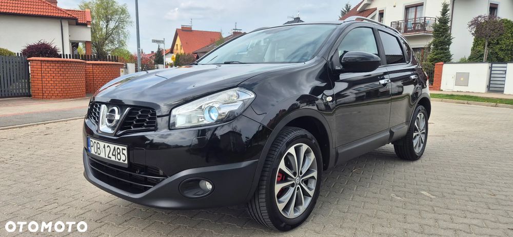 Nissan Qashqai 2.0 dCi 4 x 4 DPF tekna - 2