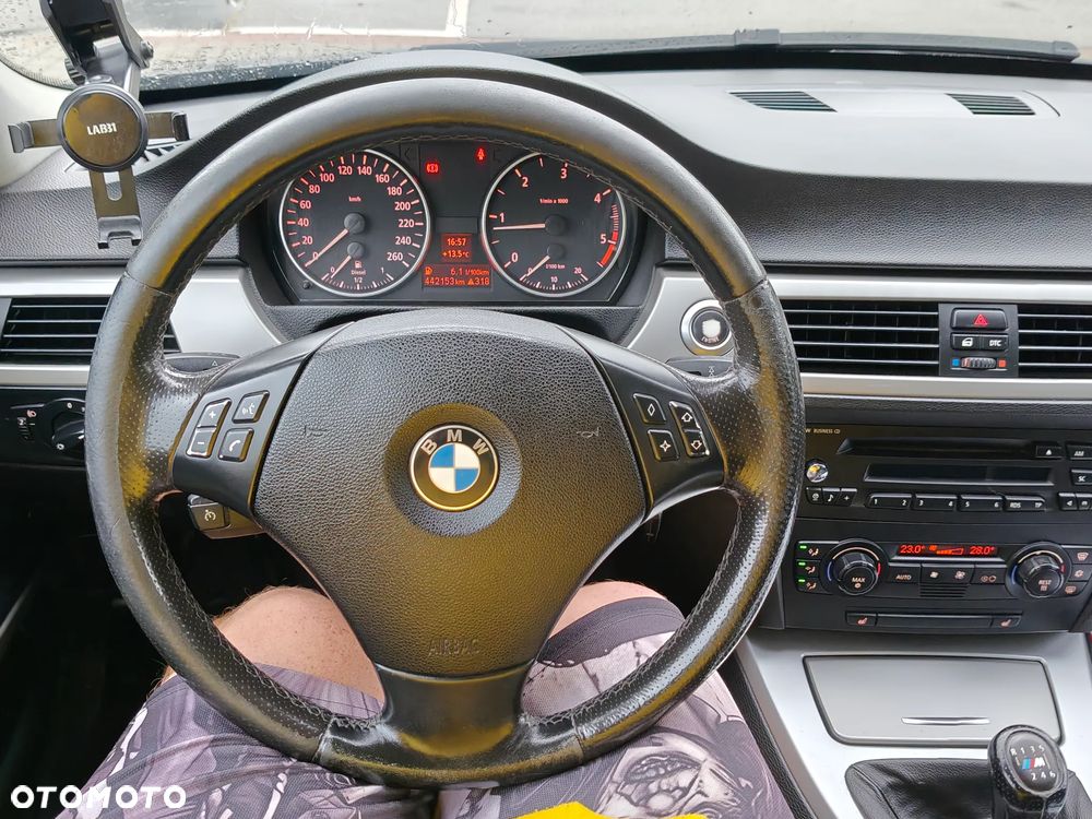 BMW Seria 3 320d DPF - 20