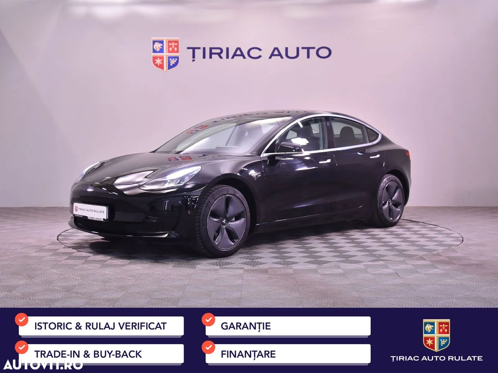 Tesla Model 3 - 1