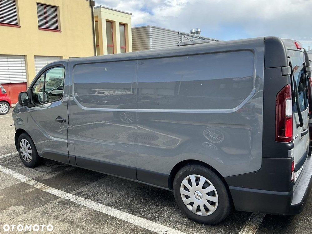 Renault Trafic - 2