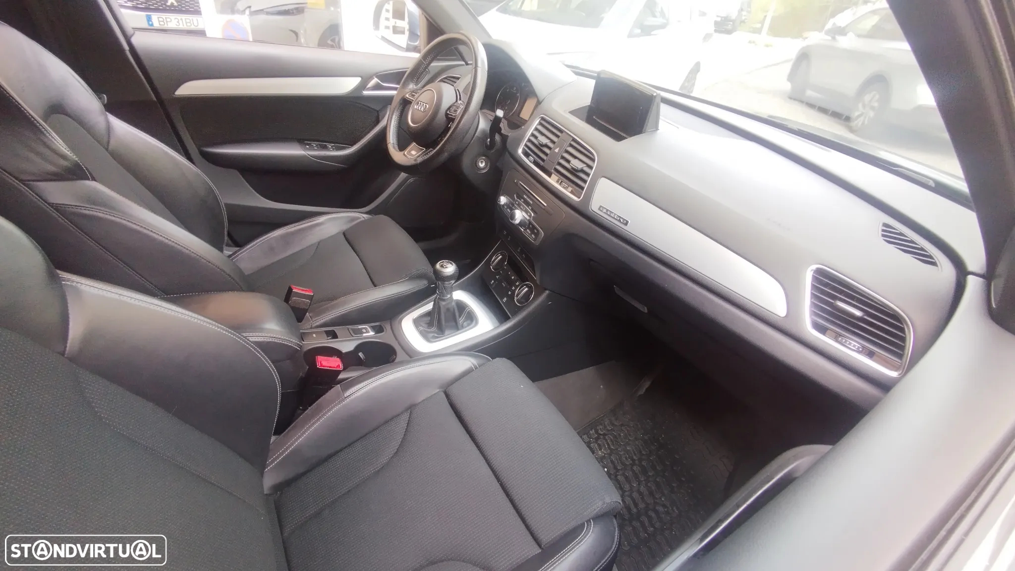 Audi Q3 2.0 TDI quattro S-line - 10