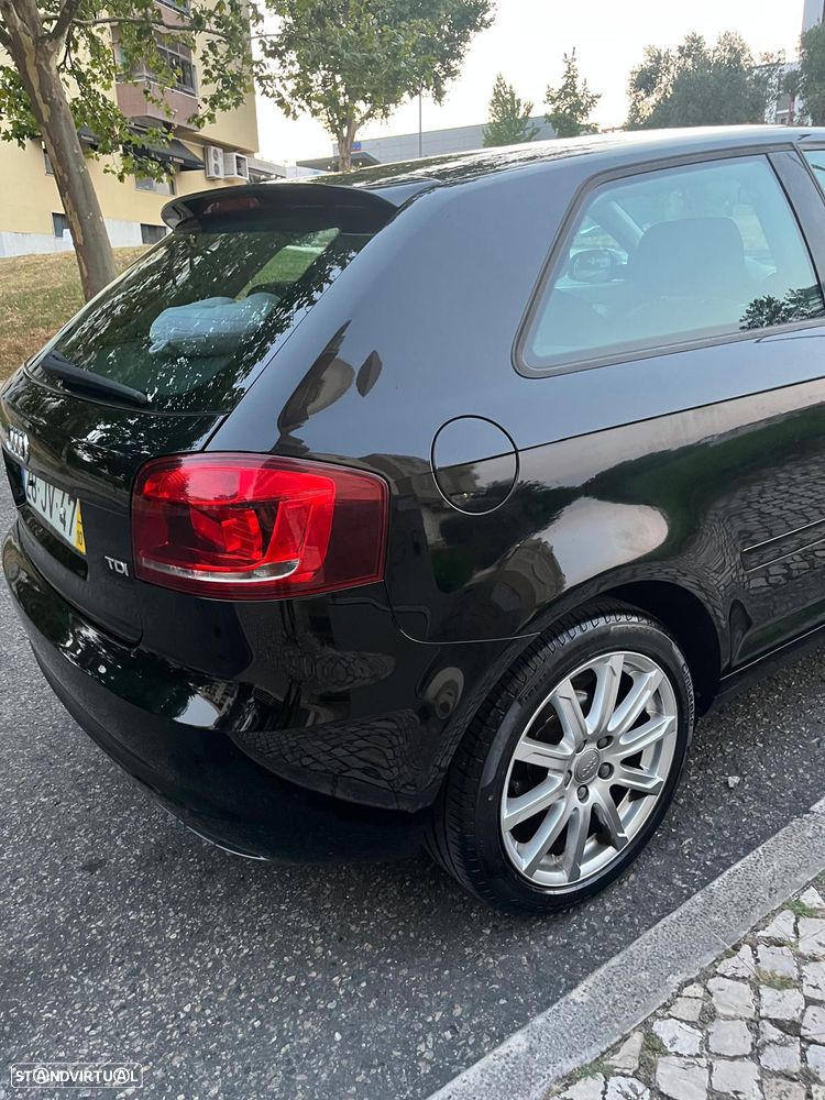 Audi A3 1.6 TDI S-line - 5