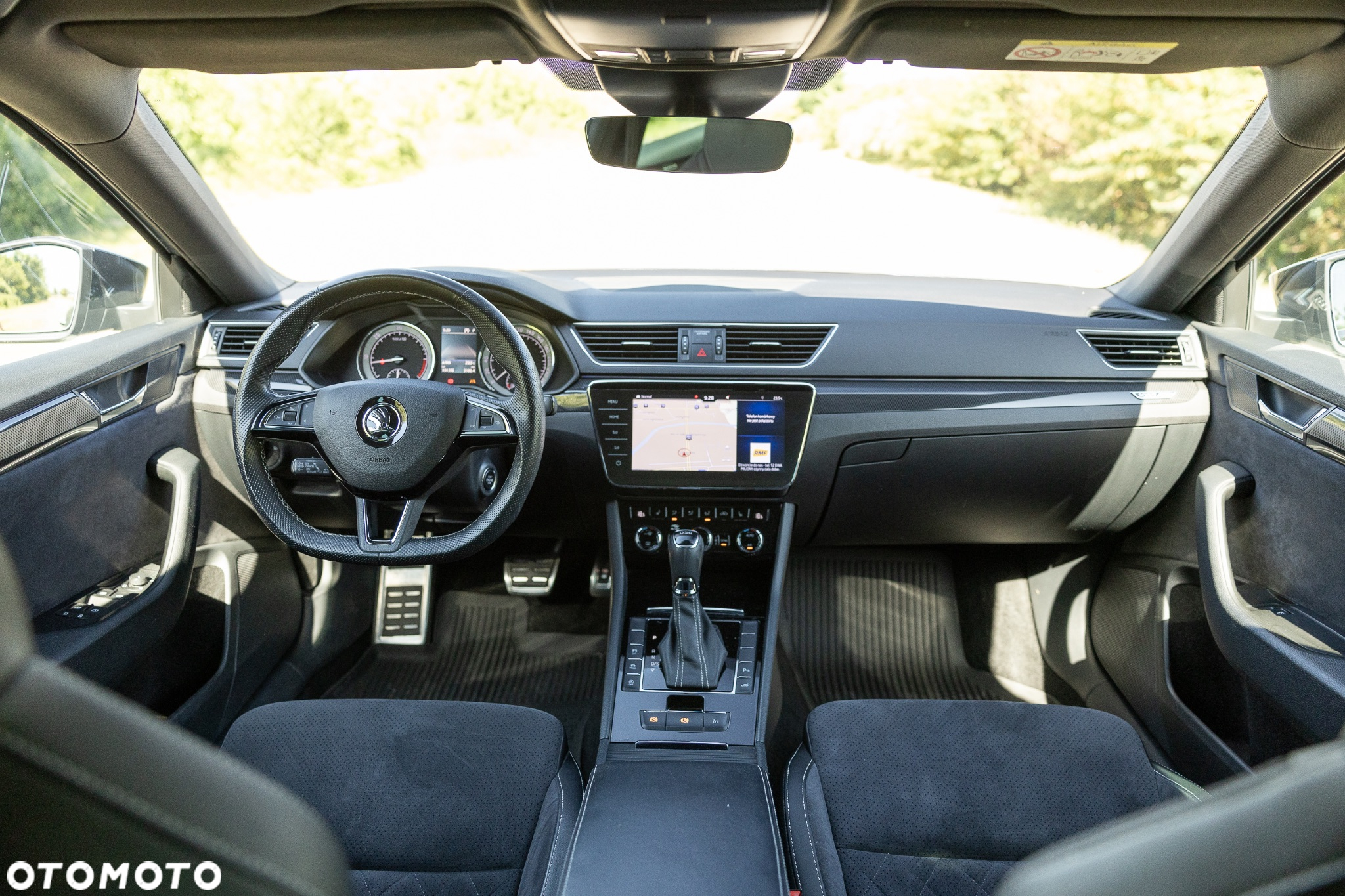 Skoda Superb 2.0 TDI DSG Sportline - 13