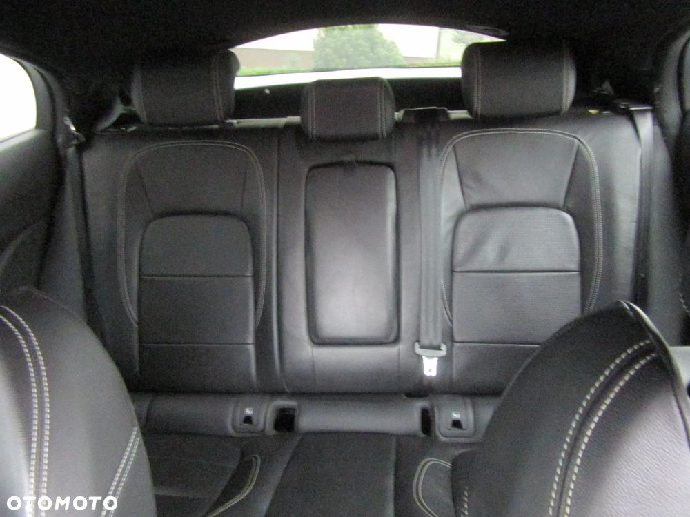 Jaguar I-Pace 2019 r. na części - 10