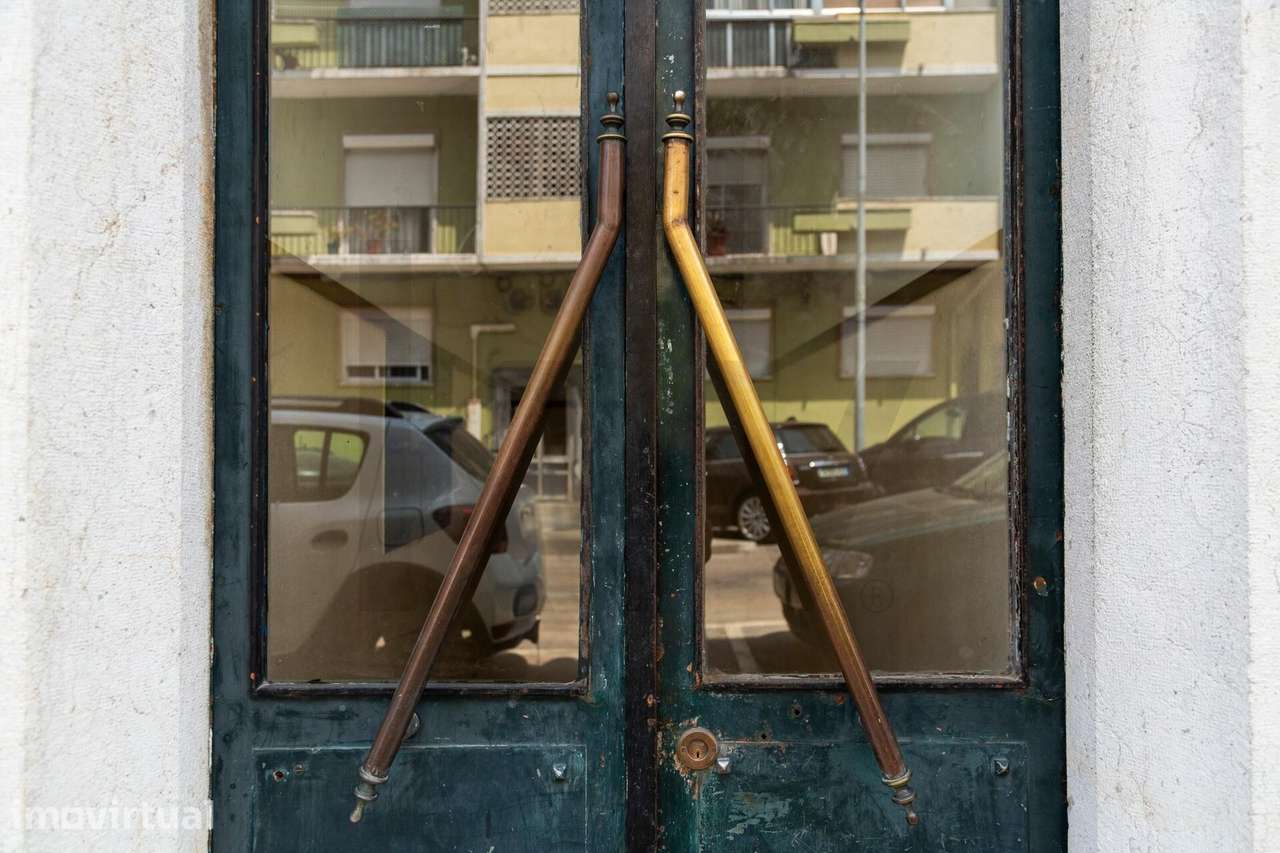 Apartamento com Logradouro e Garagem - Grande imagem: 2/28
