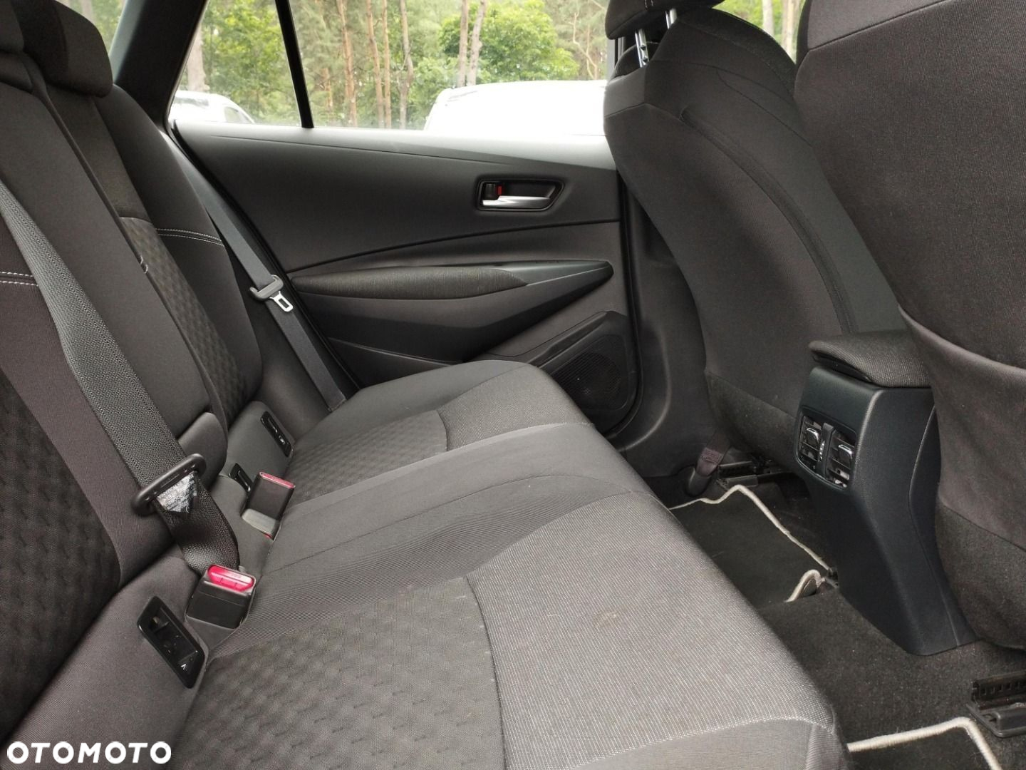 Toyota Corolla - 11