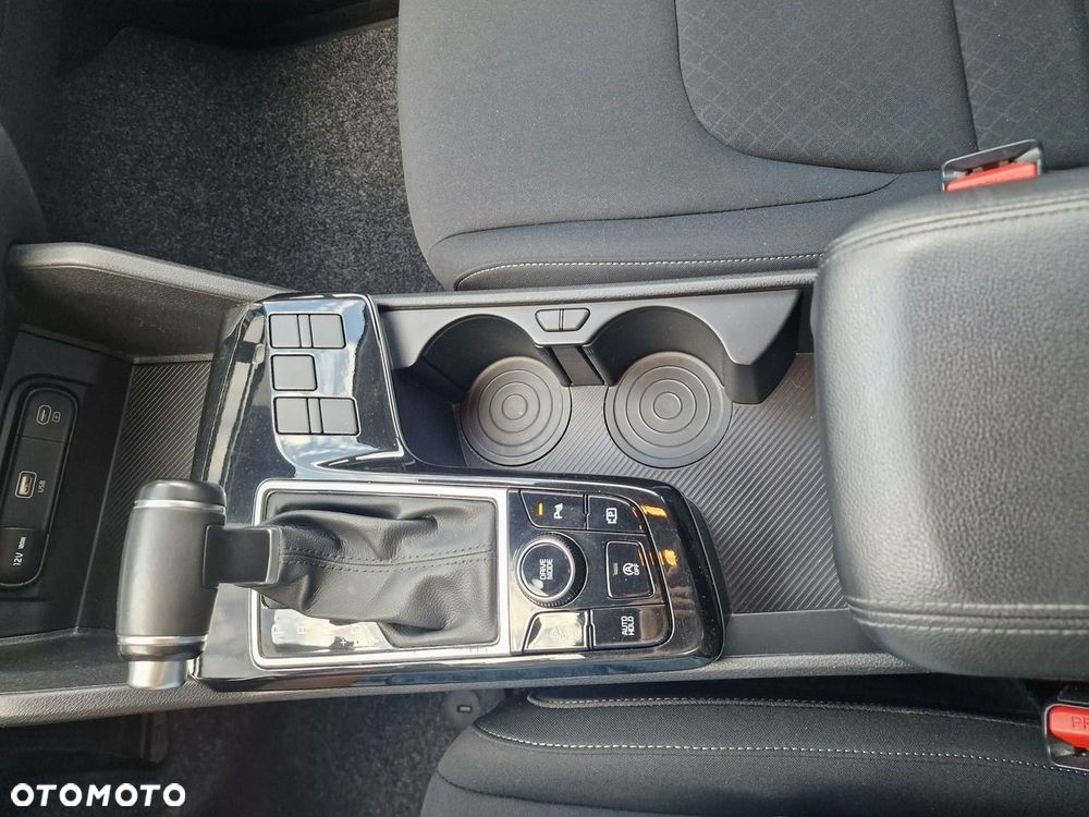 Kia Sportage 1.6 CRDI MHEV Business Line 2WD DCT - 32