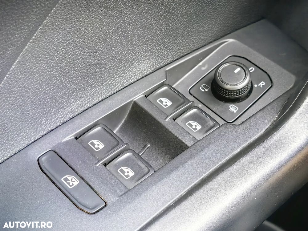 Volkswagen T-Cross 1.0 TSI OPF DSG Style - 28
