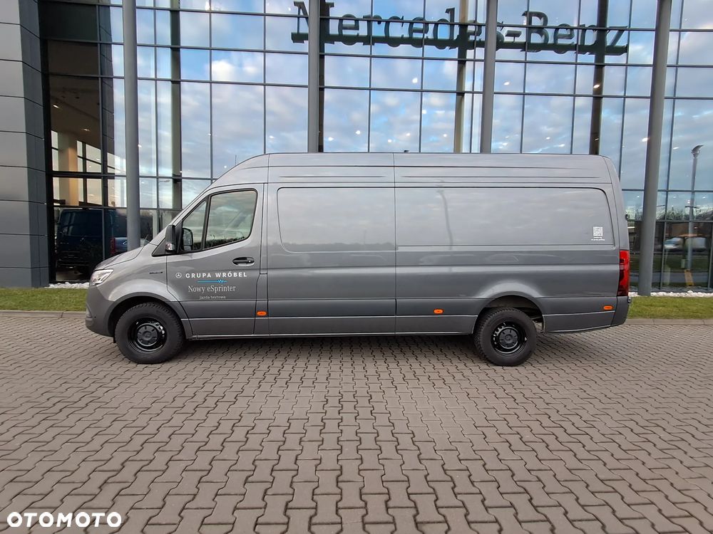Mercedes-Benz E-SPRINTER - 6