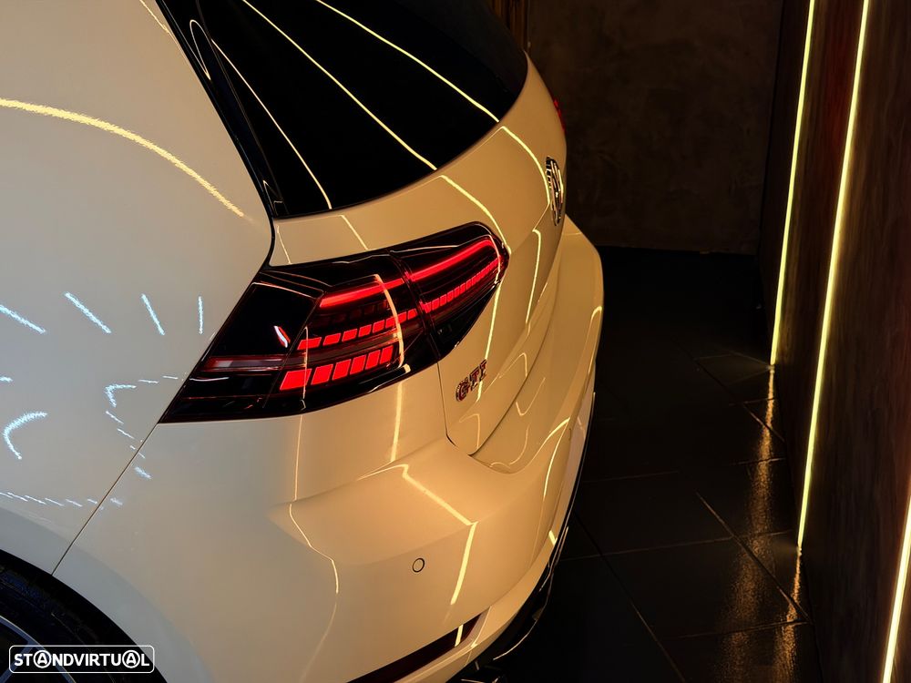 VW Golf GTI TCR 2.0 TSI OPF DSG - 12