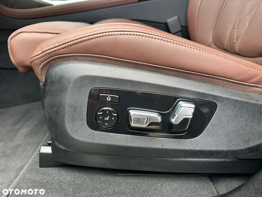 BMW X7 xDrive40d mHEV M Sport sport - 10