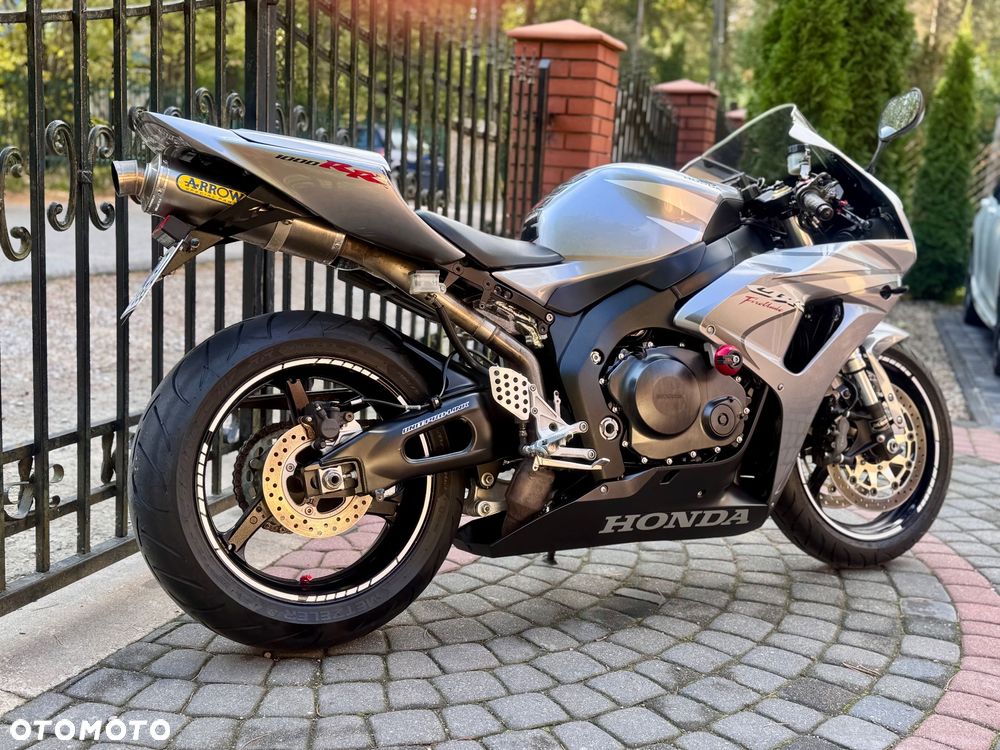Honda CBR - 4